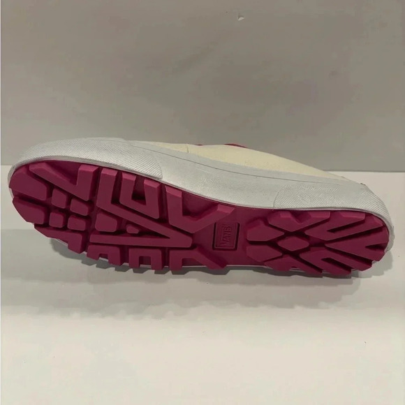 Vans x Barbie™ Style 93 DX Mary Jane Skate Shoe - White Womens 8 - Picture 7 of 10